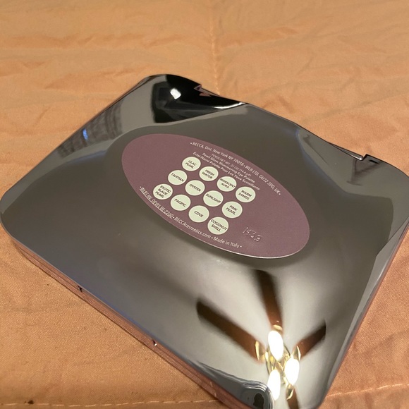 Becca Pearl Glow Eyeshadow Palette - Picture 3 of 5